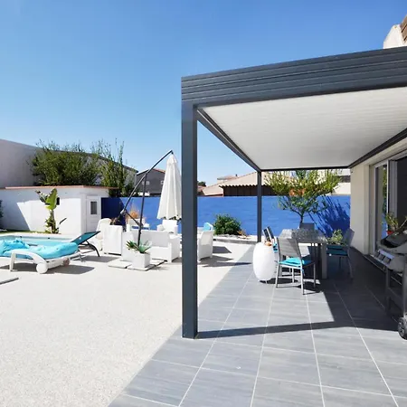 4 Bedroom Gorgeous In קאנט אן רוסיון