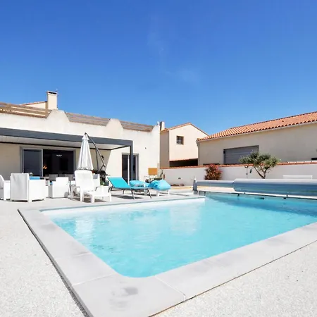 בית נופש 4 Bedroom Gorgeous In *