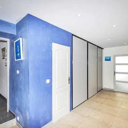 בית נופש 4 Bedroom Gorgeous In